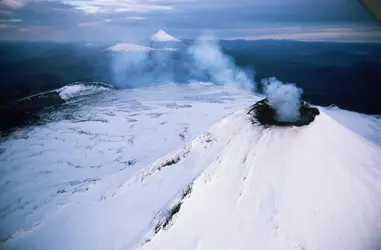 Volcan dans la région de Villarica, Chili - crédits : Nicholas DeVore/ Stone/ Getty Images