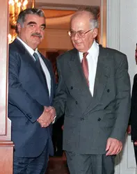 Passation de pouvoirs au Liban, 2 décembre 1998 - crédits : Ramzi Haidar/ AFP