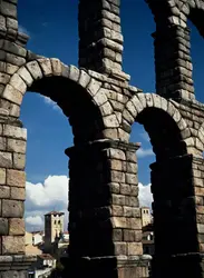 Aqueduc de Ségovie - crédits : David Barnes/ The Image Bank/ Getty Images