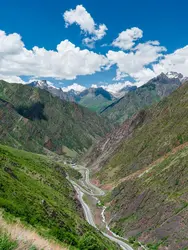 Les Tianshan, au Kirghizstan - crédits : Martin Zwick/ REDA&CO/ Universal Images Group/ Getty Images