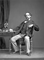 Charles Dickens - crédits : John & Charles Watkins/ Hulton Archive/ Getty Images  