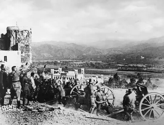 La défense de Tétouan - crédits : Topical Press Agency/ Hulton Archive/ Getty Images