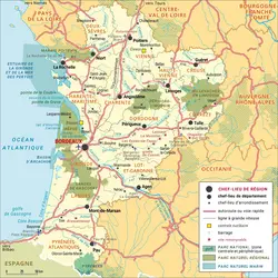 Nouvelle-Aquitaine : carte administrative - crédits : Encyclopædia Universalis France
