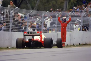 Alain Prost sur McLaren - crédits : Tony Feder/ Allsport/Getty Images
