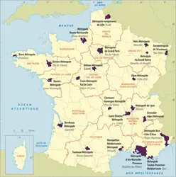 La métropolisation en France - crédits : Encyclopædia Universalis France