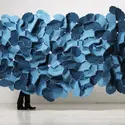 <it>Clouds</it>, cloison textile de R. et E. Bouroullec - crédits : P. Tahon and R & E Bouroullec