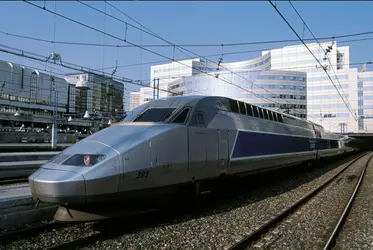 TDV Atlantique en gare Montparnasse, à Paris - crédits : Wojtek Buss / Gamma-Rapho/ Getty Images