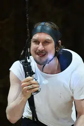 Lars Eidinger dans <em>Richard III</em>, de Shakespeare, mise en scène de Thomas Ostermeier - crédits : Boris Horvat/ AFP