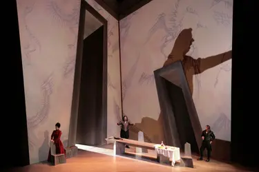 <em>Une tragédie florentine</em>, opéra d'A. von Zemlinsky, mise en scène de Georges Lavaudant - crédits : Jean Marc Zaorski/ Gamma-Rapho/ Getty Images