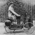 Tricycle à vapeur - crédits : Hulton Archive/ Getty Images