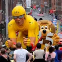 Tour de France : la caravane publicitaire - crédits : Doug Pensinger/ Getty Images