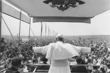 Jean-Paul II. Voyage en Pologne - crédits : Keystone/ Hulton Archive/ Getty Images