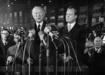 Konrad Adenauer, 1963 - crédits : Keystone/ Hulton Archive/ Getty Images