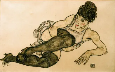 <it>Femme allongée aux collants verts</it>, E. Schiele - crédits : AKG-images