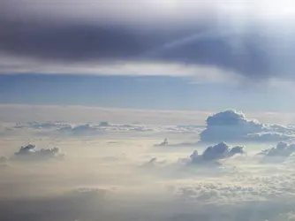 Nuages et effet de serre - crédits : Y. Gautier