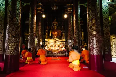 Monachisme bouddhiste - crédits : Luis Dafos/ Moment unreleased/ Getty Images