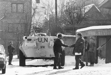 Cessez-le-feu en Yougoslavie - crédits : Kevin Weaver/ Hulton Archive/ Getty Images