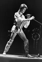David Bowie - crédits : Hulton-Deutsch/ Hulton-Deutsch Collection/ Corbis Historical/ Getty Images