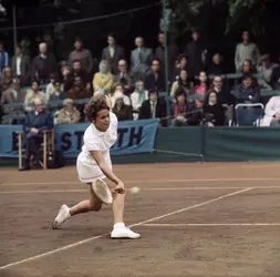 Evonne Goolagong - crédits : Aubrey Hart/ Hulton Archive/ Getty Images