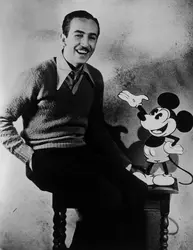 Walt Disney et Mickey Mouse - crédits : General Photographic Agency/ Hulton Archive/ Getty Images