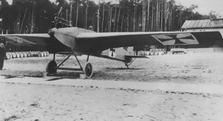 Junkers J1, avion
 - crédits : Peter M Grosz collection