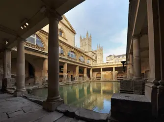 Abbaye de Bath, Royaume-Uni - crédits : Oversnap/ E+/ Getty Images