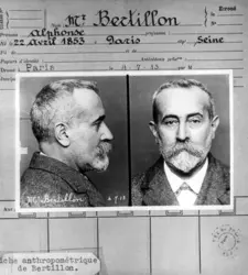 Alphonse Bertillon - crédits : Apic/ Getty Images