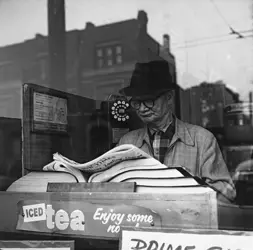 <em>Chicago, 1962</em>, V. Maier - crédits : Estate of Vivian Maier, Courtesy Maloof Collection and Howard Greenberg Gallery, New York