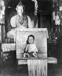 Quatorzième dalaï-lama - crédits : General Photographic Agency/ Hulton Archive/ Getty Images