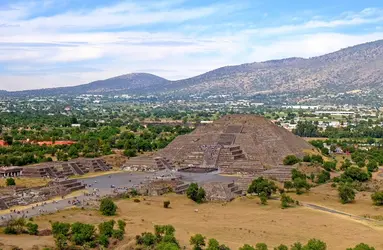 Pyramide de la Lune - crédits : martinm303/ Fotosearch LBRF/ Age Fotostock