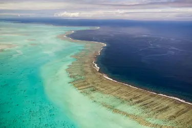 Récif barrière en Nouvelle-Calédonie - crédits : Karsten Wrobel/ Getty Images