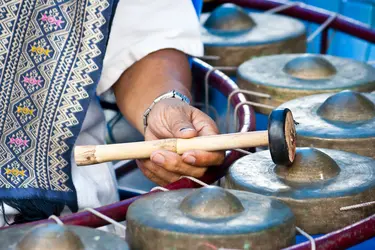 Jeu de gongs - crédits : Pattarasiri Virayasi/ Fotolia