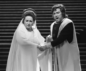 Montserrat Caballé et Nicolai Gedda - crédits : Jack Mitchell/ Getty Images