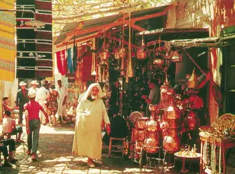 Souk de Marrakech - crédits : Shostal Assoc.-EB Inc.