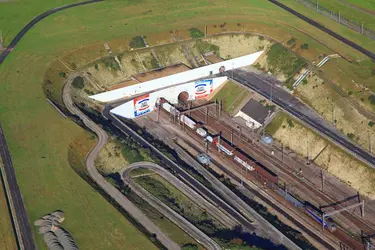 Tunnel sous la Manche : entrée et sortie côté français - crédits : Groupe Eurotunnel