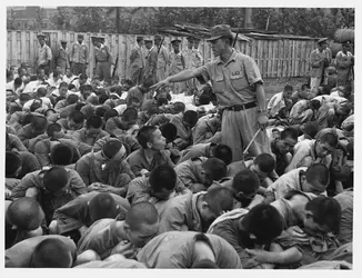 Prisonniers politiques - crédits : Hulton-Deutsch/ Corbis Historical/ Getty Images