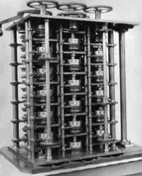Machine à calculer de Charles Babbage - crédits : AKG-images