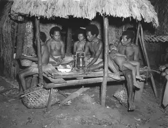 Habitants des îles Trobriand - crédits : Central Press/ Getty Images