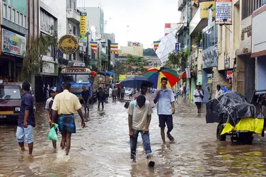 Mousson à Colombo, Sri Lanka - crédits : Sanka Vidanagama/ AFP