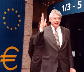 Lancement officiel de l'euro, 2 mai 1998 - crédits : Daniel Willam/ Belga/ AFP