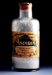 Le premier flacon d'aspirine - crédits : Bayer Corporation