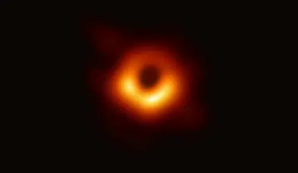 Première image télescopique d’un trou noir supermassif - crédits : Event Horizon Telescope Collaboration/ ESO