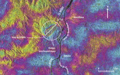 Séisme du Teil : interférométrie radar obtenue à partir des données prises par les satellites Sentinel de l’Agence spatiale européenne - crédits : Raphaël Grandin (IPGP)/ Sentinel-1/ ESA/ Copernicus, 2019