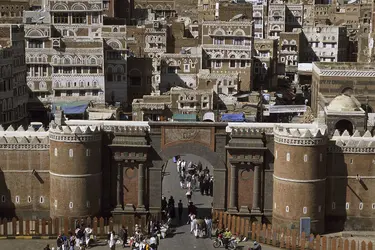 Bab al-Yemen à Sanaa, Yémen - crédits : H. Champollion/ AKG-images