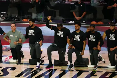 Soutien des joueurs de la NBA au mouvement Black Lives Matter - crédits : Kim Klement/ Pool/ Getty Images