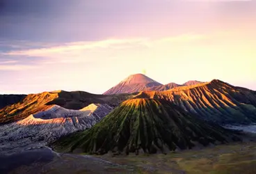 Volcans de Java - crédits : Glen Allison/ The Image Bank/ Getty Images