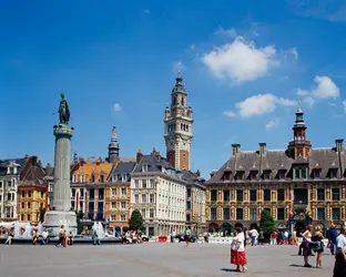 Lille : la Grand-Place - crédits : Richard Klune/ Corbis/ Corbis Documentary/ Getty Images