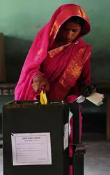 Jour de scrutin, à l’occasion des élections au panchayat d’un village de l’Assam, État de l’est de l’Inde - crédits : Str/ EPA
