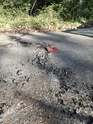 Rupture de surface lors du séisme du Teil - crédits : Jean-François Ritz, Stéphane Baize, Matthieu Ferry; Christophe Larroque  