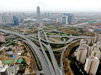 Échangeur désert à Zhengzhou (Chine), 2022 - crédits : Shang Ji / Feature China/ Future Publishing/ Getty Images